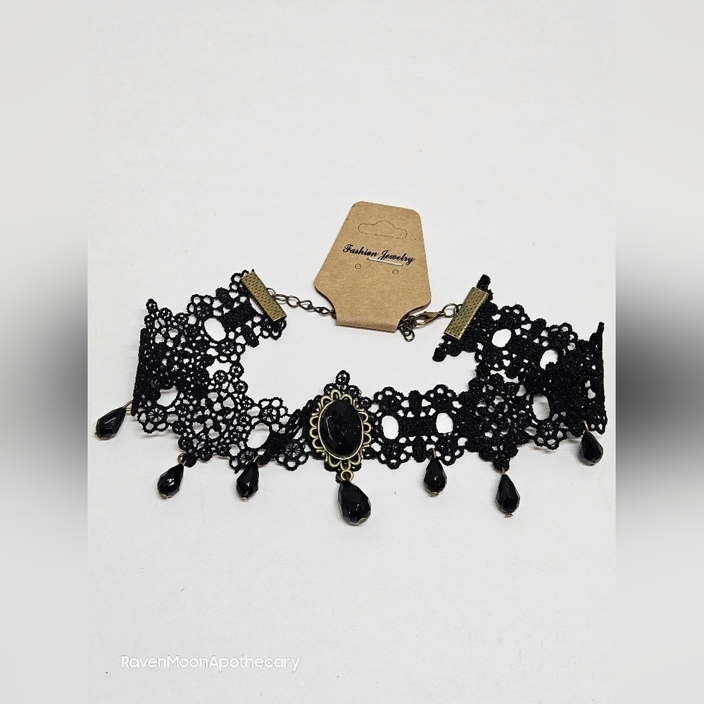 3/15$ Bundle Deal Gothic Lack Choker New